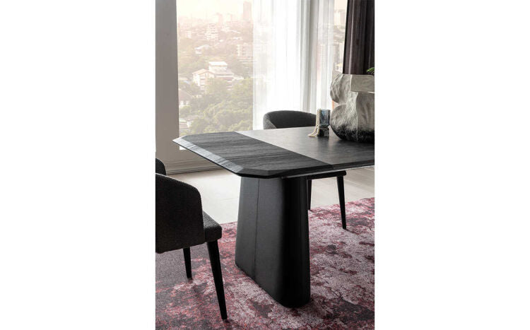 Raven Dining Set